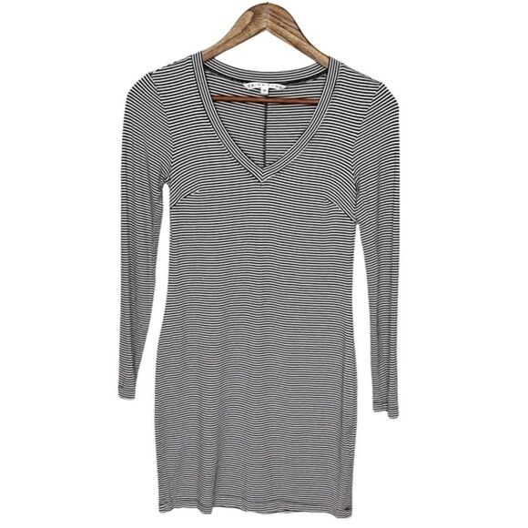 Trina Turk Striped Jersey Long Sleeve Dress Black White Size 0 - Picture 1 of 9